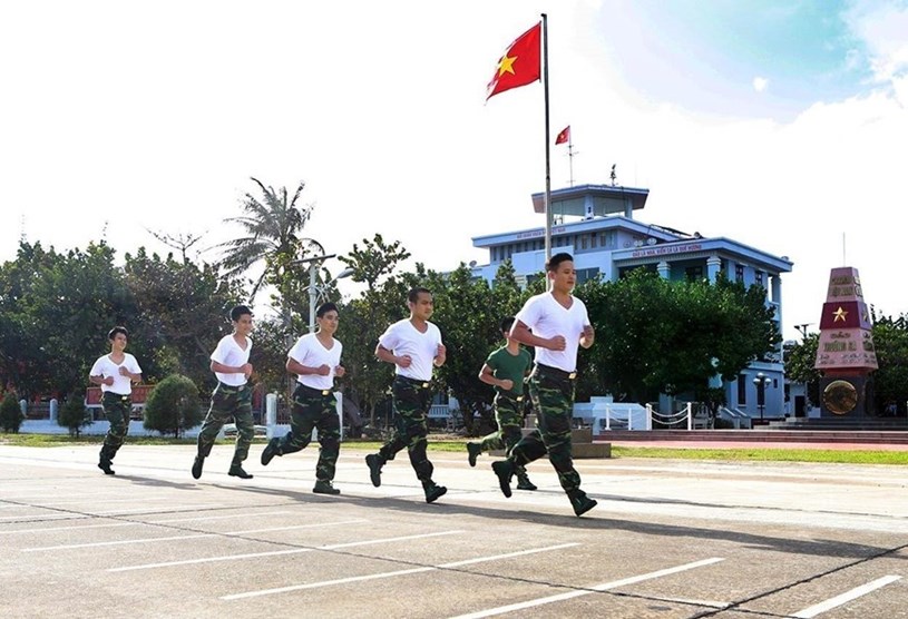 Bộ đội Trường Sa n&#226;ng cao năng lực ph&#242;ng thủ, sẵn s&#224;ng chiến đấu - Ảnh 11