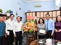 Chủ tịch UBND TPHCM Phan Văn Mãi thăm cán bộ lão thành ngành y tế