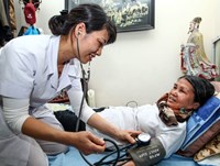 TP. Hồ Chí Minh khám chữa bệnh tại nhà cho người cao tuổi và người mắc bệnh mạn tính