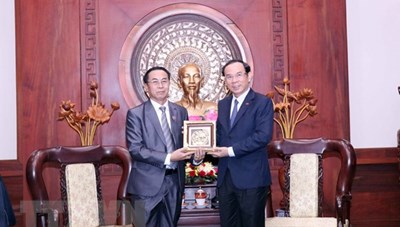 Vun đắp, phát triển quan hệ hữu nghị, tình đoàn kết vĩ đại Việt-Lào