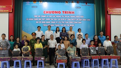 TP HCM: Cấp giấy khai sinh, CCCD cho trẻ em có hoàn cảnh đặc biệt