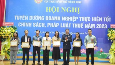 Tuyên dương 136 doanh nghiệp nộp thuế tiêu biểu trên địa bàn TPHCM