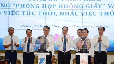 TP. Hồ Chí Minh triển khai "Phòng họp không giấy" và ứng dụng "Giao việc tức thời, nhắc việc thông minh"