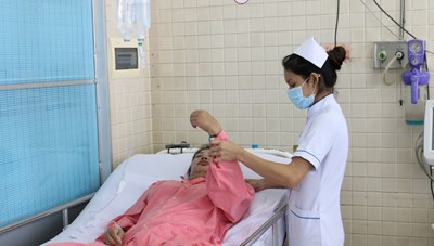 Cứu sống ca đột quỵ nặng trên nền lupus ban đỏ