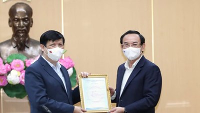 Bí thư Thành ủy TPHCM Nguyễn Văn Nên: Sự hy sinh, đóng góp của ngành y tế với TPHCM rất to lớn