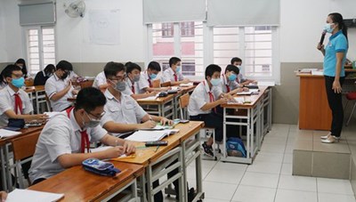 TPHCM: Không tổ chức lớp học quá 30 học sinh, yêu cầu giáo viên và học sinh đeo khẩu trang trong giờ học