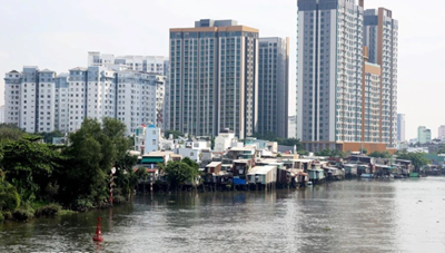 Thành phố Hồ Chí Minh di dời toàn bộ nhà trên và ven sông kênh rạch