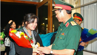 Khối nữ du kích miền Nam trở về TPHCM: Nhớ mãi tình cảm của người dân Điện Biên