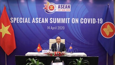 Thủ tướng: Bừng sáng tinh thần đoàn kết Cộng đồng ASEAN, kề vai vượt qua khó khăn