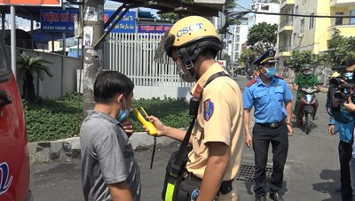 TPHCM tăng cường kiểm tra, xử lý phương tiện cơ giới đường bộ vi phạm trật tự an toàn giao thông