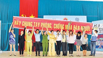  Phát hành hơn 30 nghìn tờ rơi, bản tin… tuyên truyền về phòng, chống mua bán người 