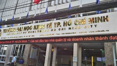 Miễn giảm học phí cho sinh viên vùng lũ