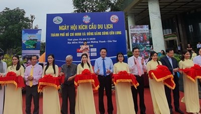 Xây dựng diện mạo mới cho du lịch: Phát huy hiệu quả đòn bẩy kích cầu