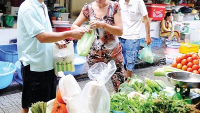 TP. Hồ Chí Minh thực hiện hạn chế sử dụng túi ni lông