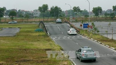 Lùi thời gian áp dụng bộ câu hỏi mới thi sát hạch lái xe đến 1/8/2020 