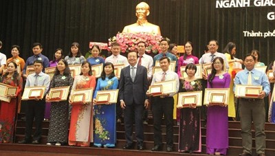 TP. Hồ Chí Minh tôn vinh 189 nhà giáo tiêu biểu giai đoạn 2015 - 2019