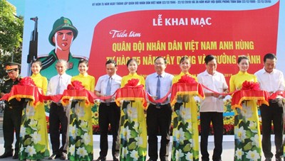 TP. Hồ Chí Minh: Triển lãm “Quân đội nhân dân Việt Nam anh hùng - Tự hào 75 năm xây dựng và trưởng thành”