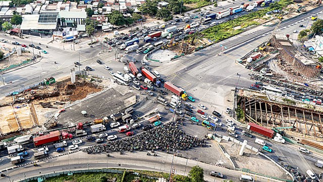 Về quê ăn Tết, chú ý 'điểm nóng' kẹt xe