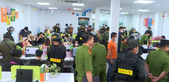 Công an TP HCM cảnh báo người già tham gia mạng xã hội