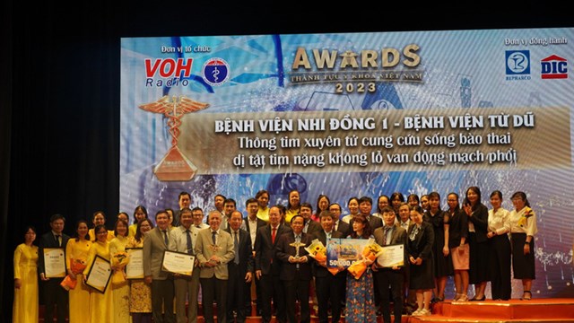 Thông tim bào thai được trao Giải thưởng Thành tựu y khoa Việt Nam 2023