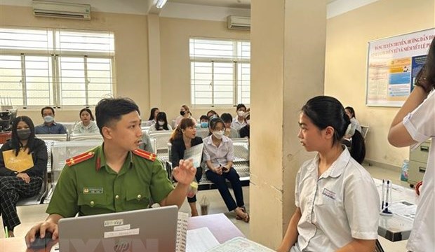 TP.HCM mở 'cao điểm nước rút' cấp căn cước công dân cho học sinh