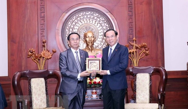 Vun đắp, phát triển quan hệ hữu nghị, tình đoàn kết vĩ đại Việt-Lào
