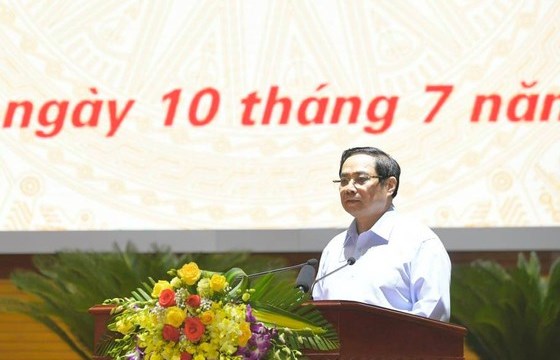 Thủ tướng Phạm Minh Chính: Không để ai đứng ngoài cuộc tiếp cận vaccine Covid-19