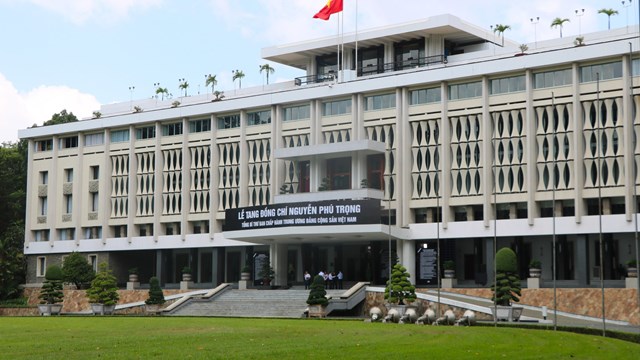 Người dân đến viếng Tổng bí thư Nguyễn Phú Trọng tại TP.HCM chỉ cần mang theo căn cước