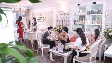 TPHCM: Từ 00 giờ ngày 28/5, tạm dừng các hoạt động spa, cơ sở làm đẹp, nhà hàng… để phòng dịch