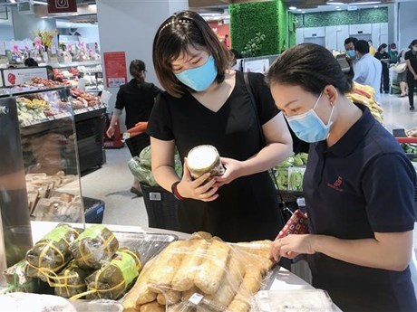 TP.HCM: Nhà bán lẻ tung chính sách bình ổn giá mùa sắm Tết