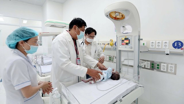 70 năm ngày Thầy thuốc Việt Nam (27.2.1955 - 27.2.2025): Thành tựu 50 năm phát triển của ngành y tế TP.HCM