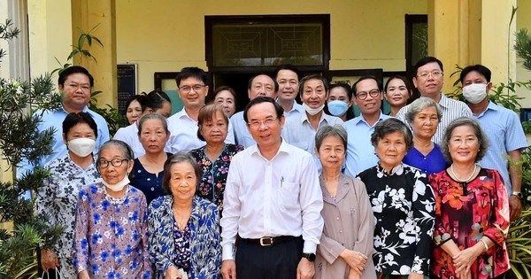 Lãnh đạo Đảng, Nhà nước thăm Trung tâm Dưỡng lão Thị Nghè