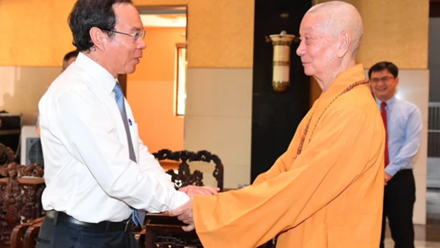 Lãnh đạo TPHCM thăm, chúc tết Đức Pháp Chủ Giáo hội Phật giáo Việt Nam