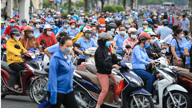 Tuyển dụng việc làm ở TP.HCM: Ngành nào đang thiếu nhân lực?