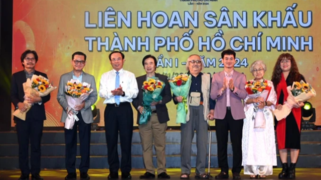 Tưng bừng khai mạc Liên hoan Sân khấu TPHCM lần 1 năm 2024 "Khát vọng Phương Nam"