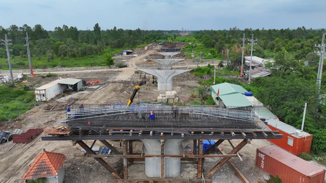 TP.HCM thi đua 400 ngày đêm hoàn thành đường Vành đai 3