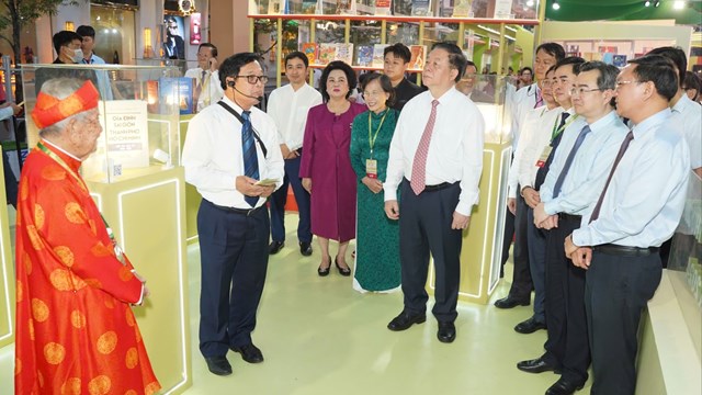 TP.HCM: Khai mạc Lễ hội Đường sách Tết Ất Tỵ 2025