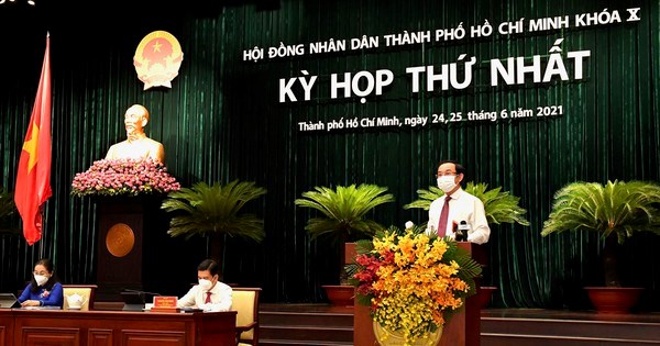 Khai mạc kỳ họp thứ nhất HĐND TPHCM khóa X: Bầu các chức danh chủ chốt HĐND, UBND TPHCM nhiệm kỳ 2021-2026