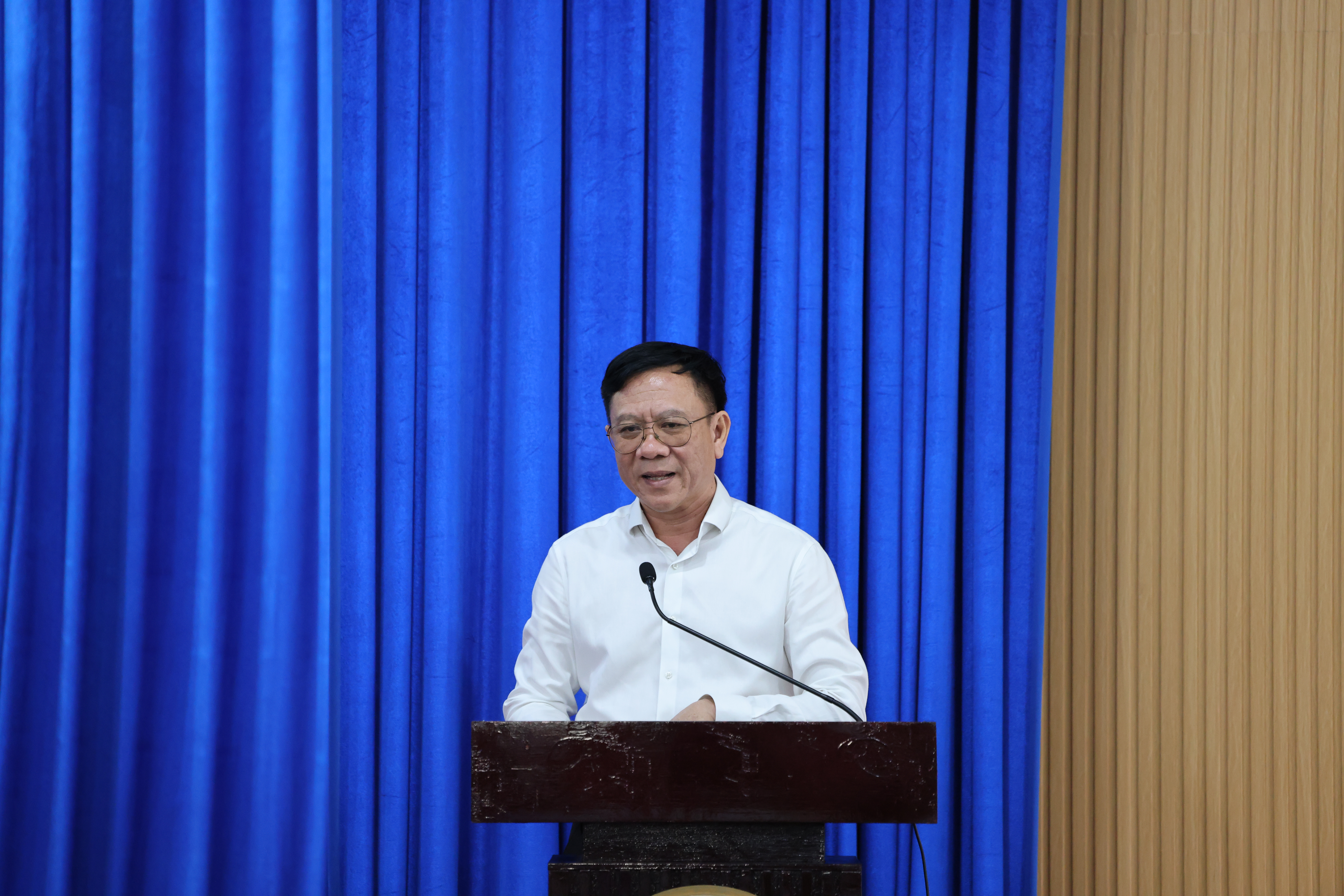 Ph&oacute; gi&aacute;m Nguyễn Ngọc Hồi ph&aacute;t biểu tại Hội nghị