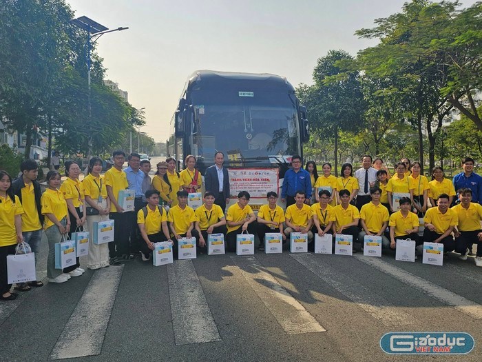 Đại học Quốc gia Th&agrave;nh phố Hồ Ch&iacute; Minh tổ chức 1 chuyến xe về Ph&uacute; Y&ecirc;n, B&igrave;nh Định cho sinh vi&ecirc;n (ảnh: V.D)