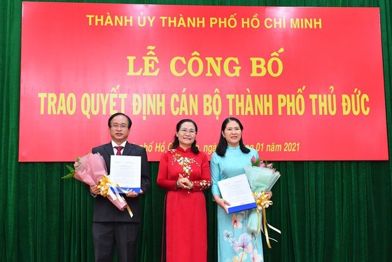 Đồng ch&#237; Nguyễn Văn Hiếu l&#224;m B&#237; thư Th&#224;nh ủy TP Thủ Đức, đồng ch&#237; Ho&#224;ng T&#249;ng l&#224;m Chủ tịch UBND TP Thủ Đức - Ảnh 2