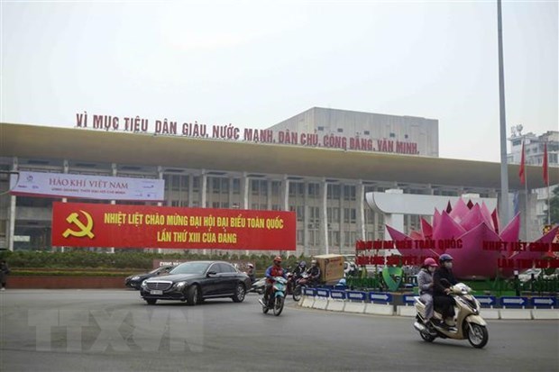 Khẩu hiệu cỡ lớn được dựng tại Cung Văn h&oacute;a Lao động Hữu nghị Việt X&ocirc;. (Ảnh: Tuấn Đức/TTXVN)
