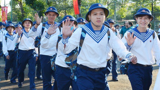 Thanh ni&#234;n TP. Hồ Ch&#237; Minh tự h&#224;o l&#234;n đường nhập ngũ - Ảnh 1