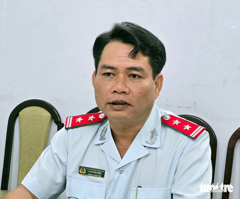 &Ocirc;ng Phạm Văn Dũng - ch&aacute;nh thanh tra Sở Văn h&oacute;a v&agrave; thể thao TP.HCM - tại buổi l&agrave;m việc với b&aacute;o ch&iacute; s&aacute;ng 1-3 - Ảnh: MI LY&nbsp;