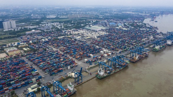 TP.HCM triển khai kế hoạch thu ph&iacute; sử dụng hạ tầng cảng biển - Ảnh: QUANG ĐỊNH