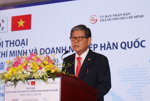 &Ocirc;ng Kim Heung Soo, Chủ tịch Hiệp hội Doanh nghiệp H&agrave;n Quốc&nbsp;tại Việt Nam n&ecirc;u c&aacute;c kiến nghị tại Hội nghị. (Ảnh: Xu&acirc;n Anh/TTXVN)