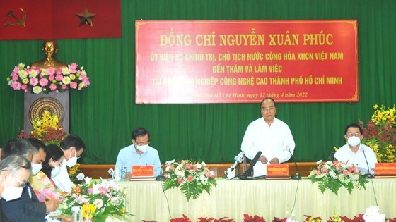 Chủ tịch nước Nguyễn Xu&acirc;n Ph&uacute;c ph&aacute;t biểu tại buổi l&agrave;m việc. Ảnh: CAO THĂNG