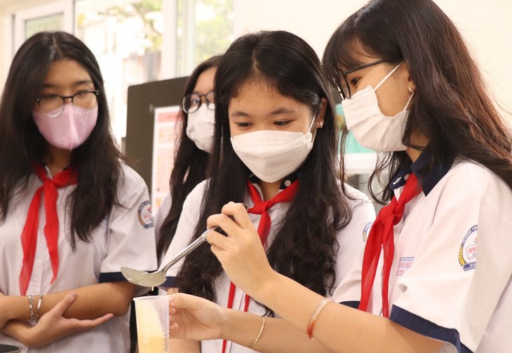 Yêu cầu đeo khẩu trang trong trường học tại Thành phố Hồ Chí Minh