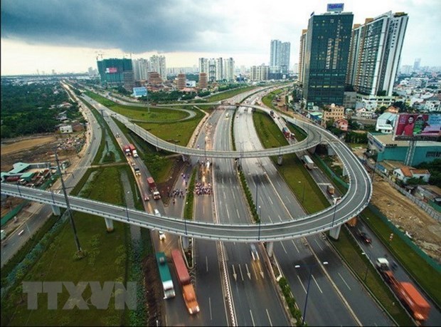 N&uacute;t giao th&ocirc;ng hiện đại được h&igrave;nh th&agrave;nh tại khu vực C&aacute;t L&aacute;i-Xa lộ H&agrave; Nội, g&oacute;p phần ph&aacute;t triển khu đ&ocirc; thị mới tại quận 2, Th&agrave;nh phố Hồ Ch&iacute; Minh. (Ảnh: Tư liệu/TTXVN ph&aacute;t)