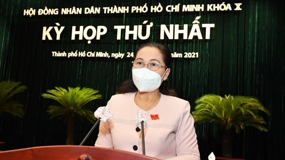 Chủ tịch HĐND TPHCM Nguyễn Thị Lệ ph&aacute;t biểu tại kỳ họp thứ nhất HĐND TPHCM kho&aacute; X. Ảnh: VIỆT DŨNG